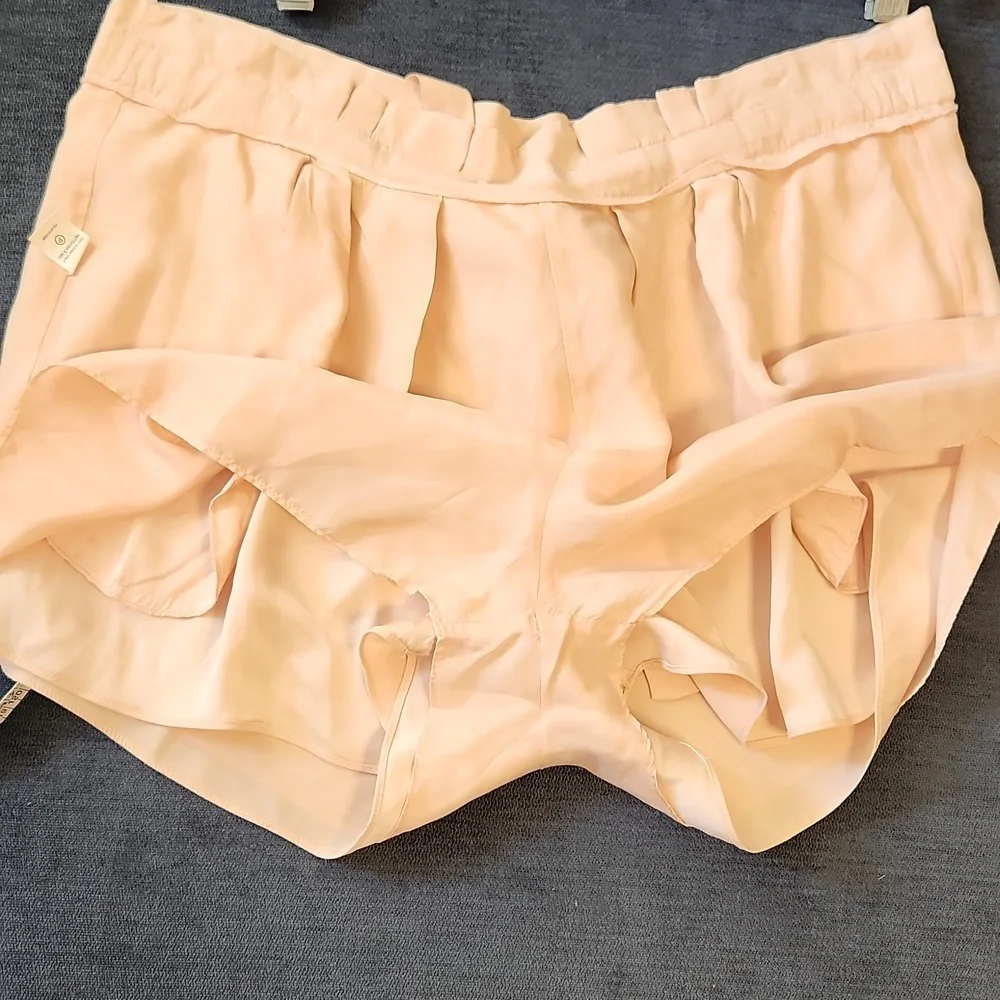 Ramy Brook Cream Silk Paperbag Shorts Sz 8